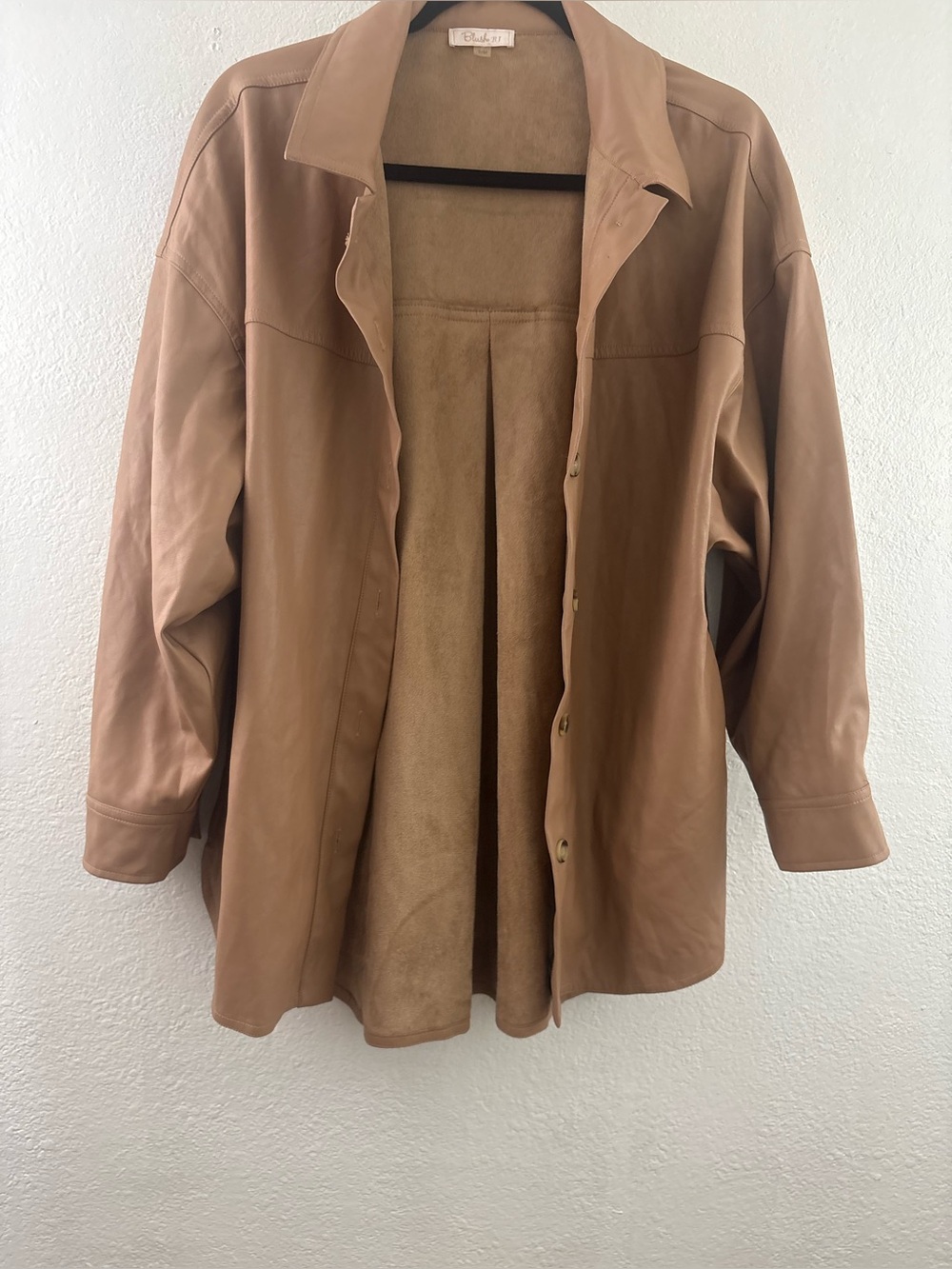 Blush an oversized faux leather button-down shirt jacket size S/M
